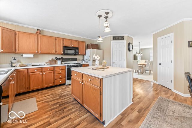 3702 Fredricksburg Drive, Indianapolis, IN 46227