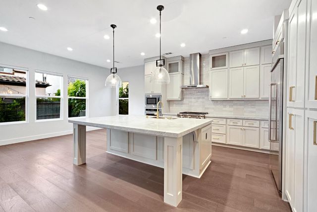 3243 Dullanty Way, Sacramento, CA 95816