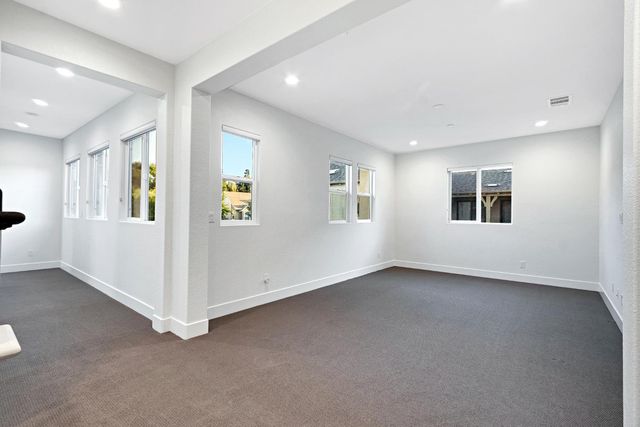 3243 Dullanty Way, Sacramento, CA 95816