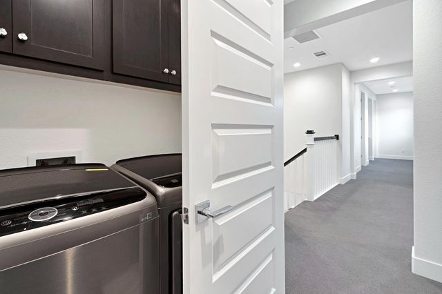 3243 Dullanty Way, Sacramento, CA 95816
