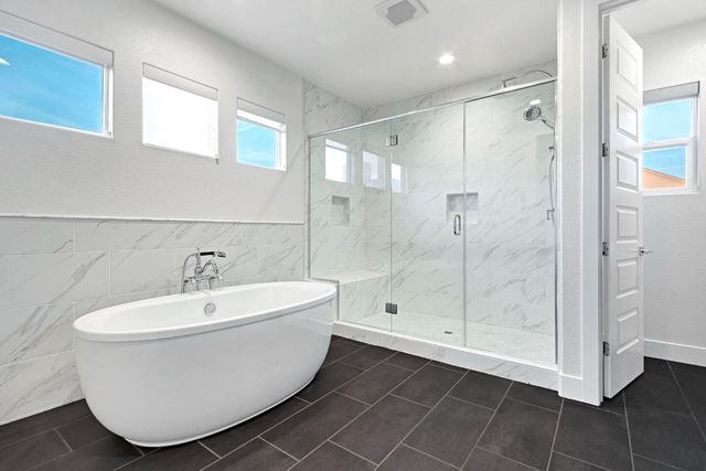 3243 Dullanty Way, Sacramento, CA 95816