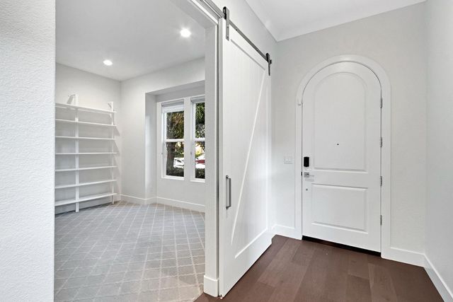 3243 Dullanty Way, Sacramento, CA 95816