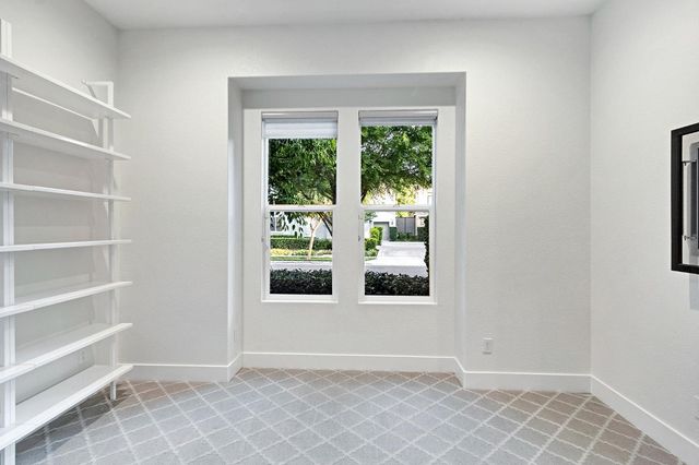 3243 Dullanty Way, Sacramento, CA 95816