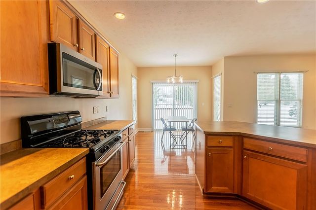 18 Peaceful Harbor Lane, Penfield, NY 14580