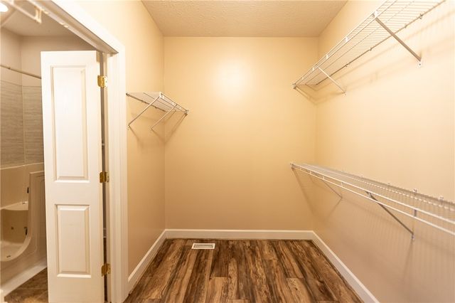 18 Peaceful Harbor Lane, Penfield, NY 14580