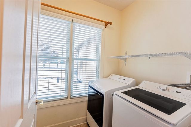 18 Peaceful Harbor Lane, Penfield, NY 14580