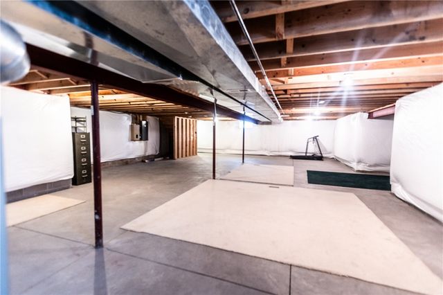 18 Peaceful Harbor Lane, Penfield, NY 14580