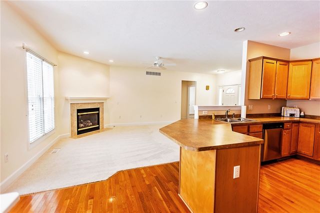 18 Peaceful Harbor Lane, Penfield, NY 14580