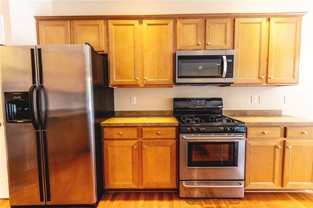 18 Peaceful Harbor Lane, Penfield, NY 14580