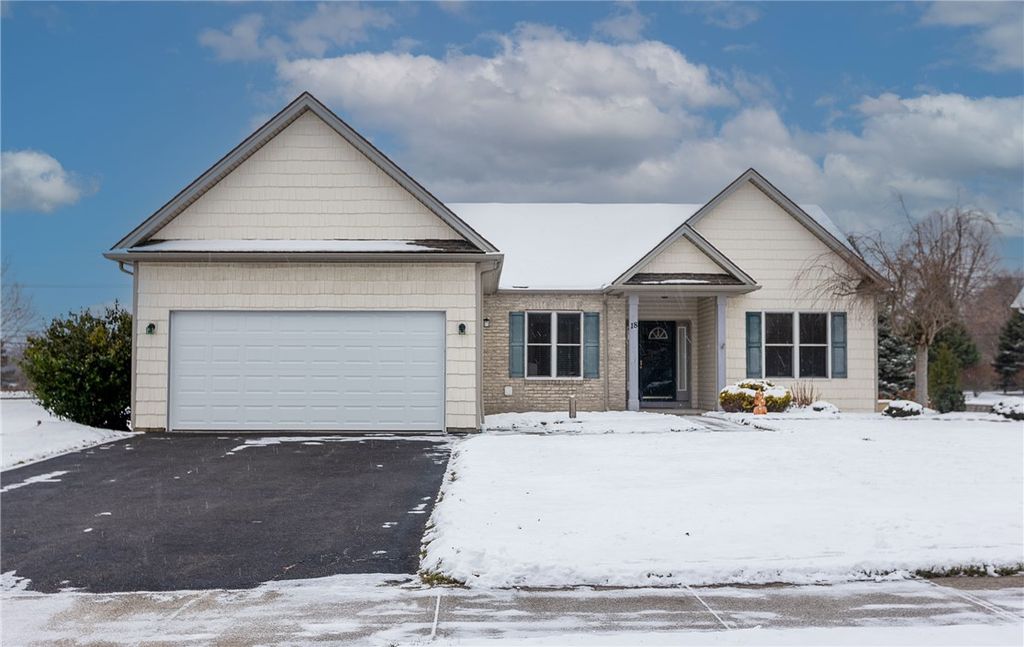 18 Peaceful Harbor Lane, Penfield, NY 14580