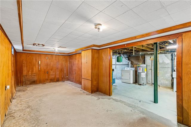 53 Samuel Avenue, Pawtucket, RI 02860