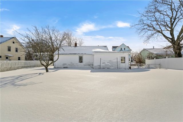 53 Samuel Avenue, Pawtucket, RI 02860