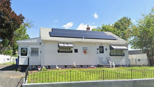 53 Samuel Avenue, Pawtucket, RI 02860