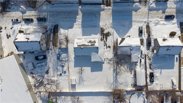 53 Samuel Avenue, Pawtucket, RI 02860