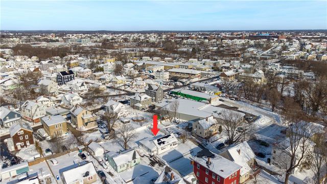 53 Samuel Avenue, Pawtucket, RI 02860