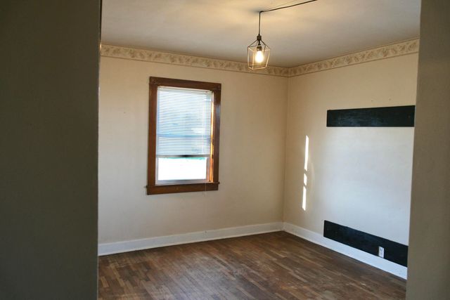 214 N Iroquois Street, Goodland, IN 47948