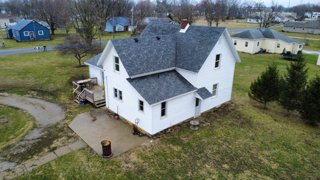 214 N Iroquois Street, Goodland, IN 47948