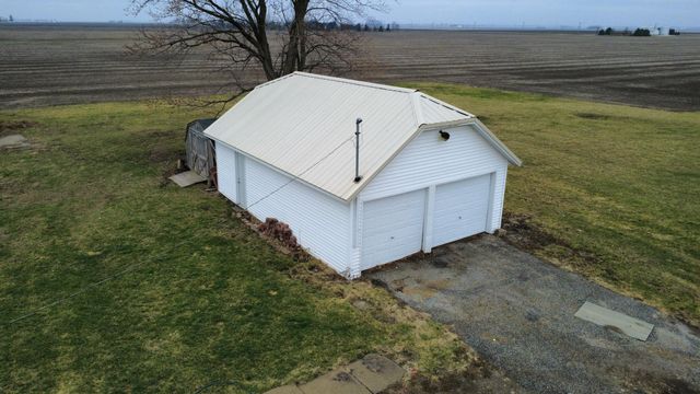 214 N Iroquois Street, Goodland, IN 47948