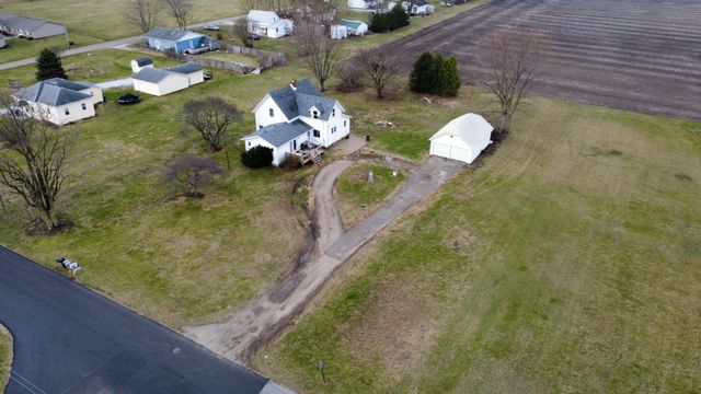 214 N Iroquois Street, Goodland, IN 47948