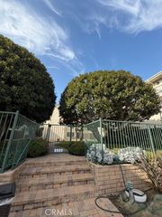 420 S Madison, Pasadena, CA 91101