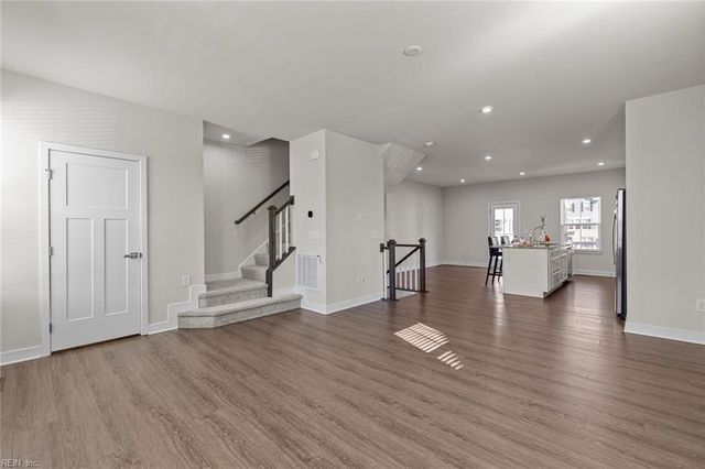 1211R Worden WAY, Suffolk, VA 23435