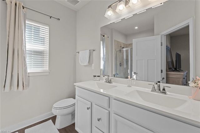 1211R Worden WAY, Suffolk, VA 23435