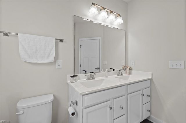 1211R Worden WAY, Suffolk, VA 23435