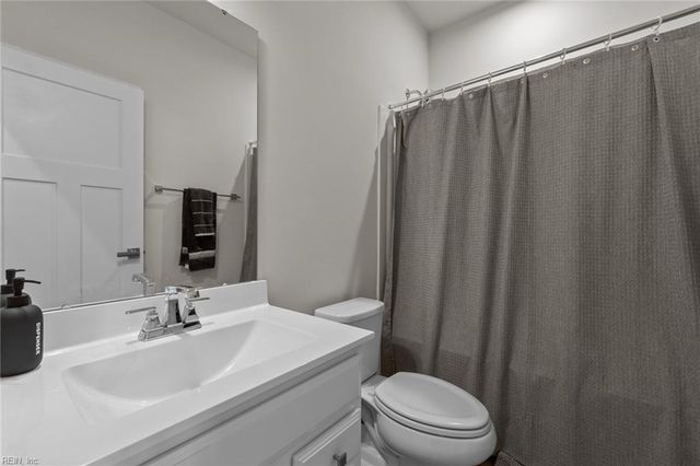 1211R Worden WAY, Suffolk, VA 23435