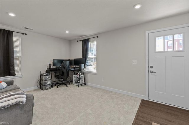 1211R Worden WAY, Suffolk, VA 23435