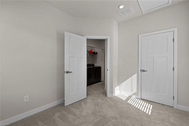 1211R Worden WAY, Suffolk, VA 23435