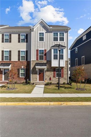 1211R Worden WAY, Suffolk, VA 23435