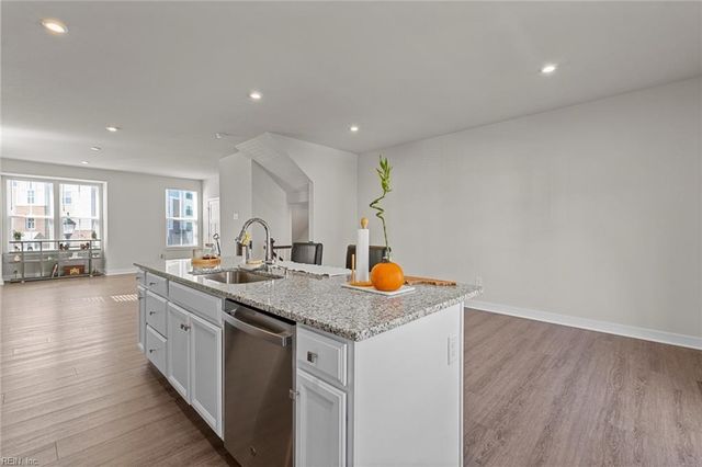 1211R Worden WAY, Suffolk, VA 23435