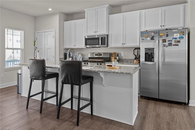 1211R Worden WAY, Suffolk, VA 23435