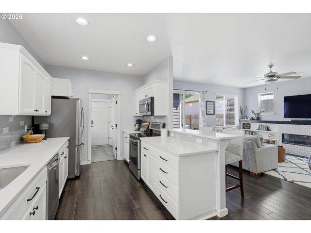 9118 N HAVEN Ave, Portland, OR 97203