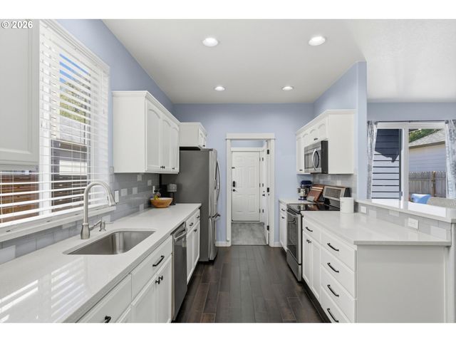 9118 N HAVEN Ave, Portland, OR 97203