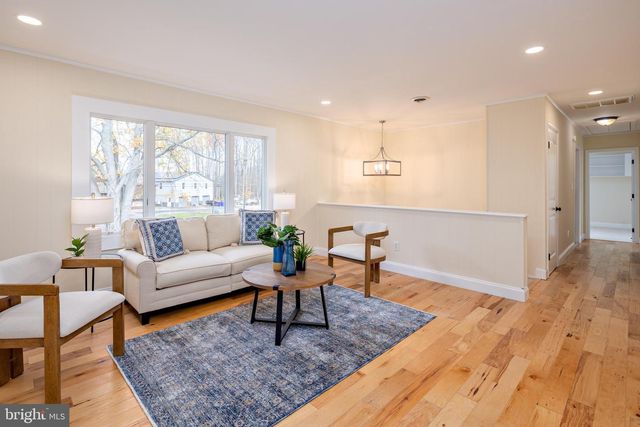 321 OREGON RD, Stevensville, MD 21666