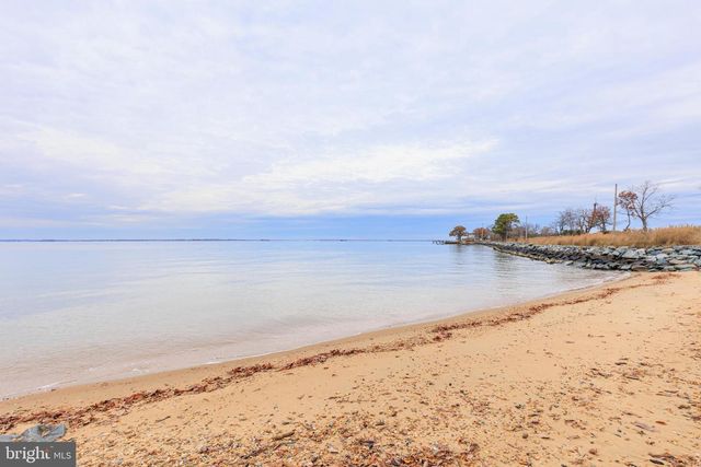 321 OREGON RD, Stevensville, MD 21666