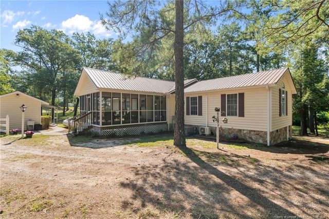 255 Sarason Place, Vass, NC 28394