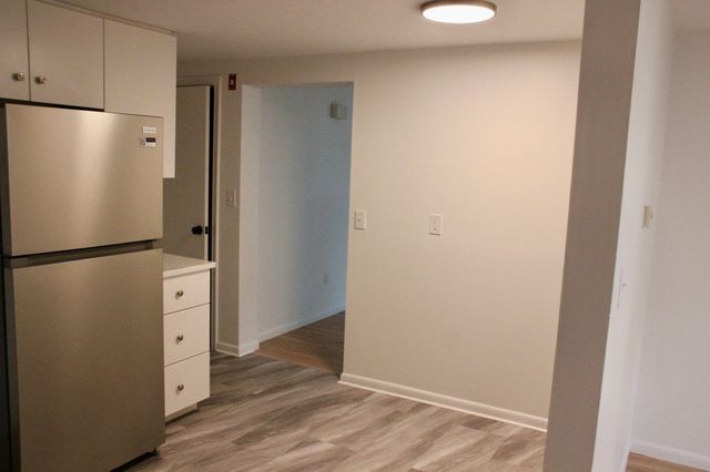 12 Pleasant St 12, Norwood, MA 02062