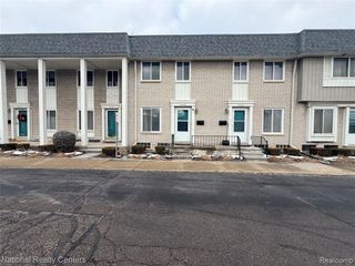 4446 15 Mile Road, Sterling Heights, MI 48310