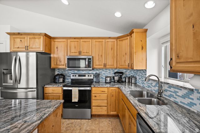 4115 E DAKOTA DR, Eagle Mountain, UT 84005