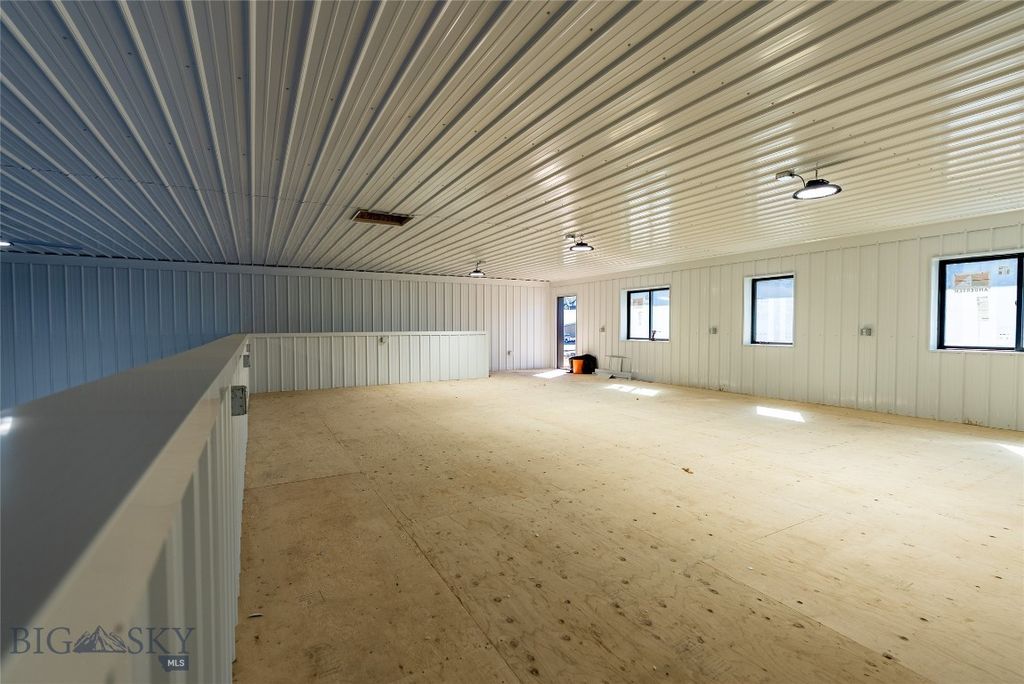 Address unavailable. photo 11