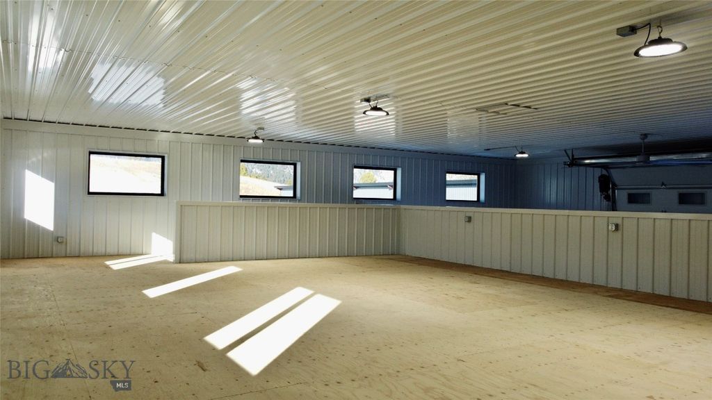 Address unavailable. photo 14