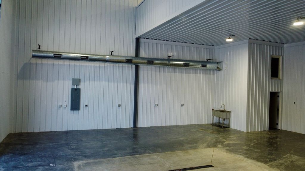 Address unavailable. photo 9