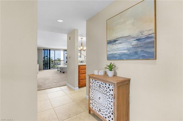 4160 Steamboat BEND E # 406, Fort Myers, FL 33919