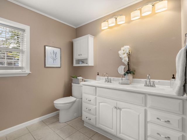 437 Holton Harris Rd, Anacoco, LA 71403