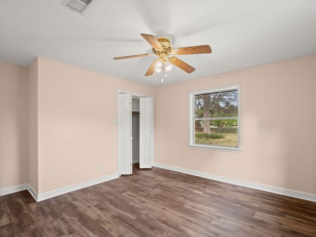 437 Holton Harris Rd, Anacoco, LA 71403