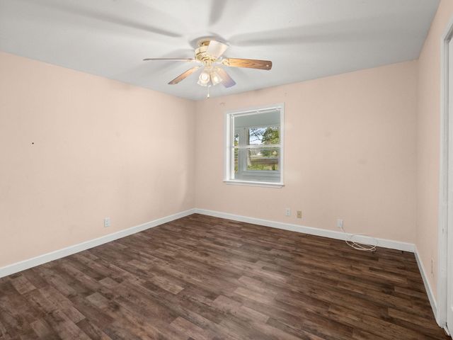 437 Holton Harris Rd, Anacoco, LA 71403