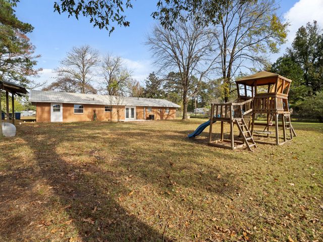 437 Holton Harris Rd, Anacoco, LA 71403