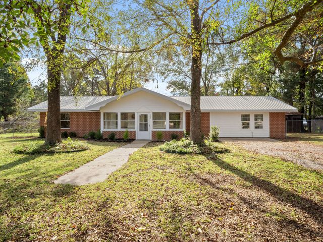 437 Holton Harris Rd, Anacoco, LA 71403